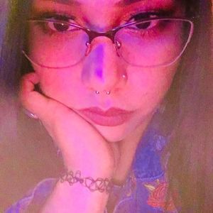 Meet your Posher, Sarai